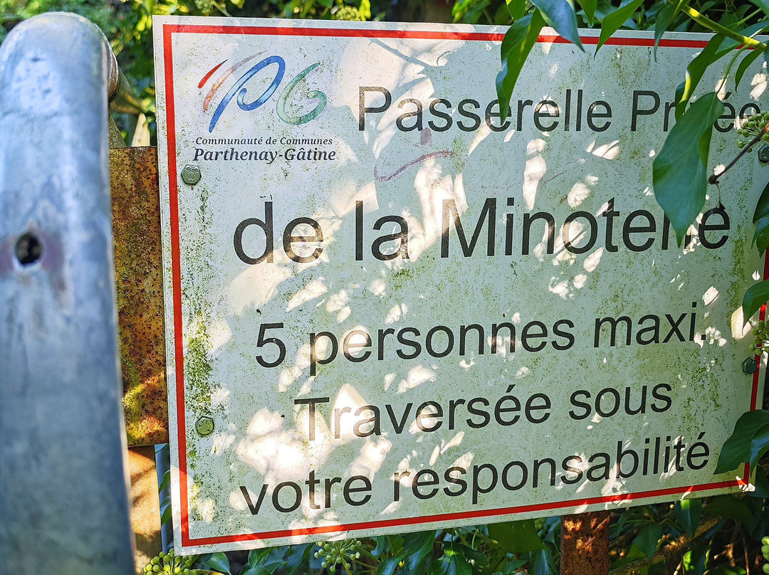 Passerelle Saint Jacques ou de la Minoterie-Chatillon-sur-Thouet必去景点