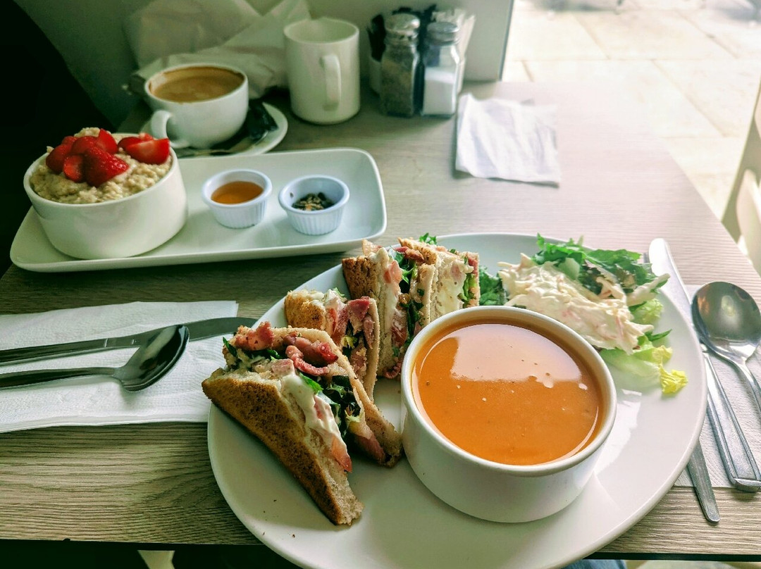 Bowes Ryan Cafe Knock