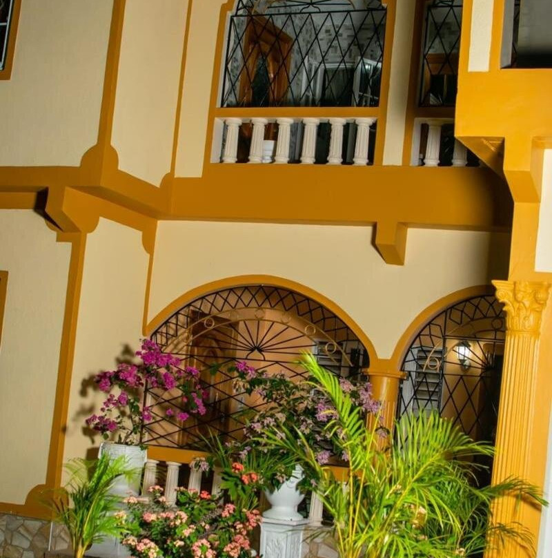 Windbreak Villa