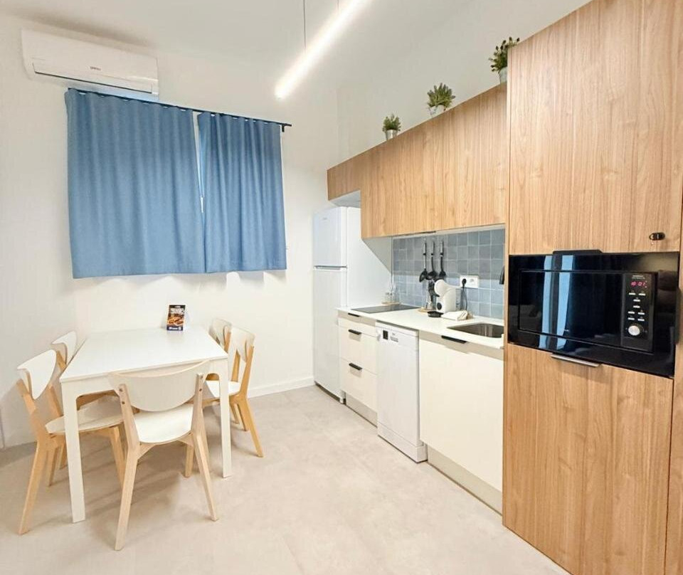 Travel Habitat Oceanografic Suites