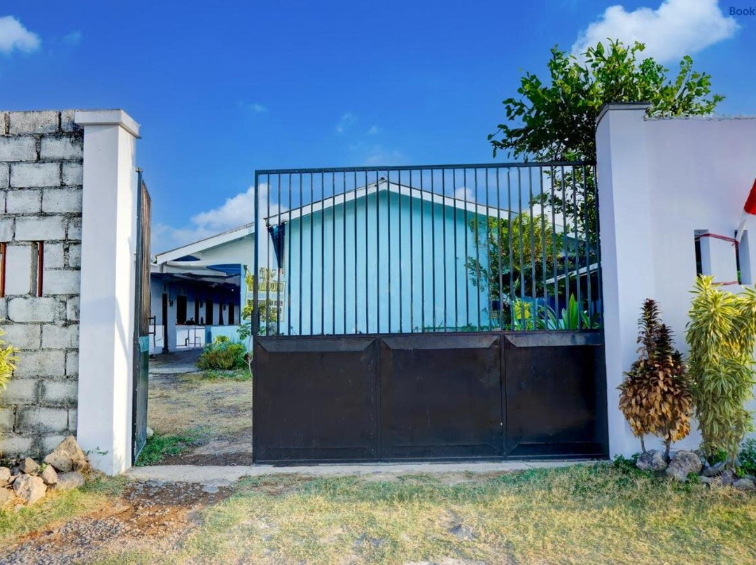 Oyo Life 93017 Kost H Soeroso
