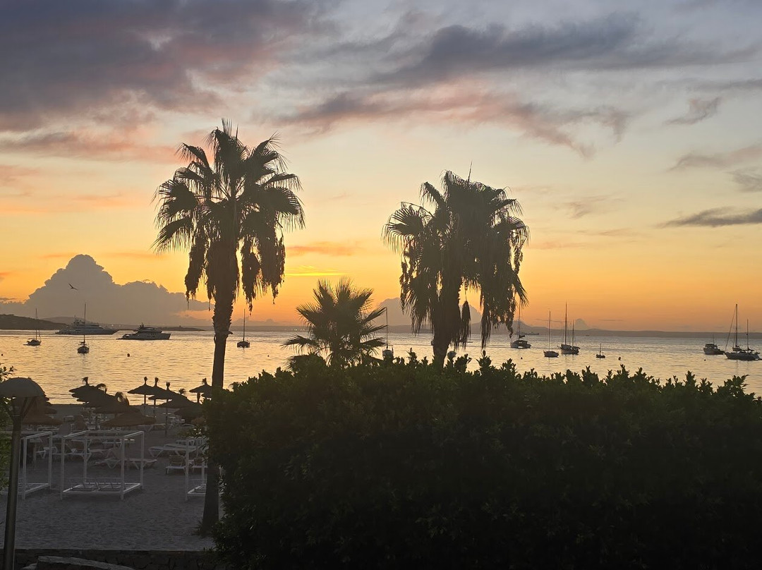 桑马提亚斯海滩酒店主图