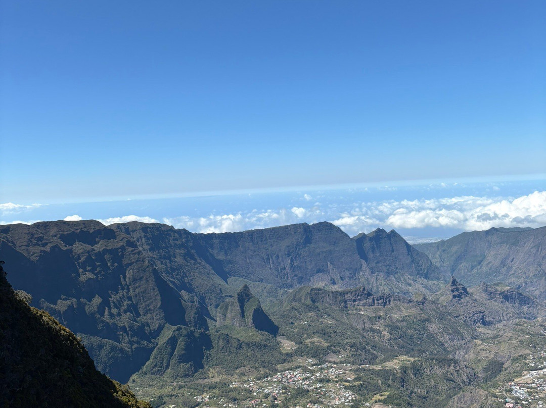 Austral Altitude-圣丹尼必去景点