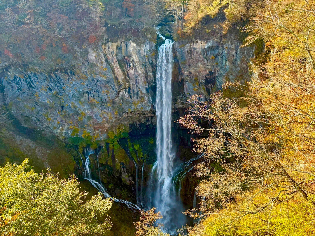 华严瀑布-日光市必去景点