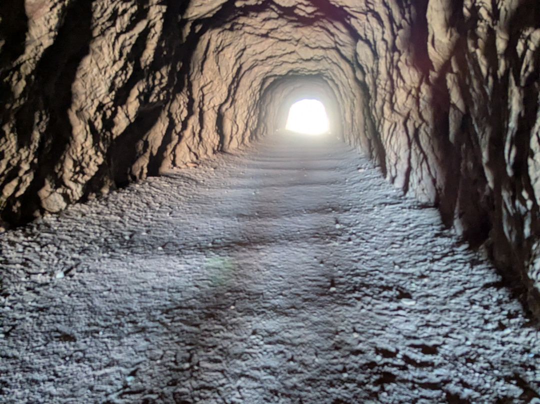 Tunnel Drive Trail Head-卡农城必去景点