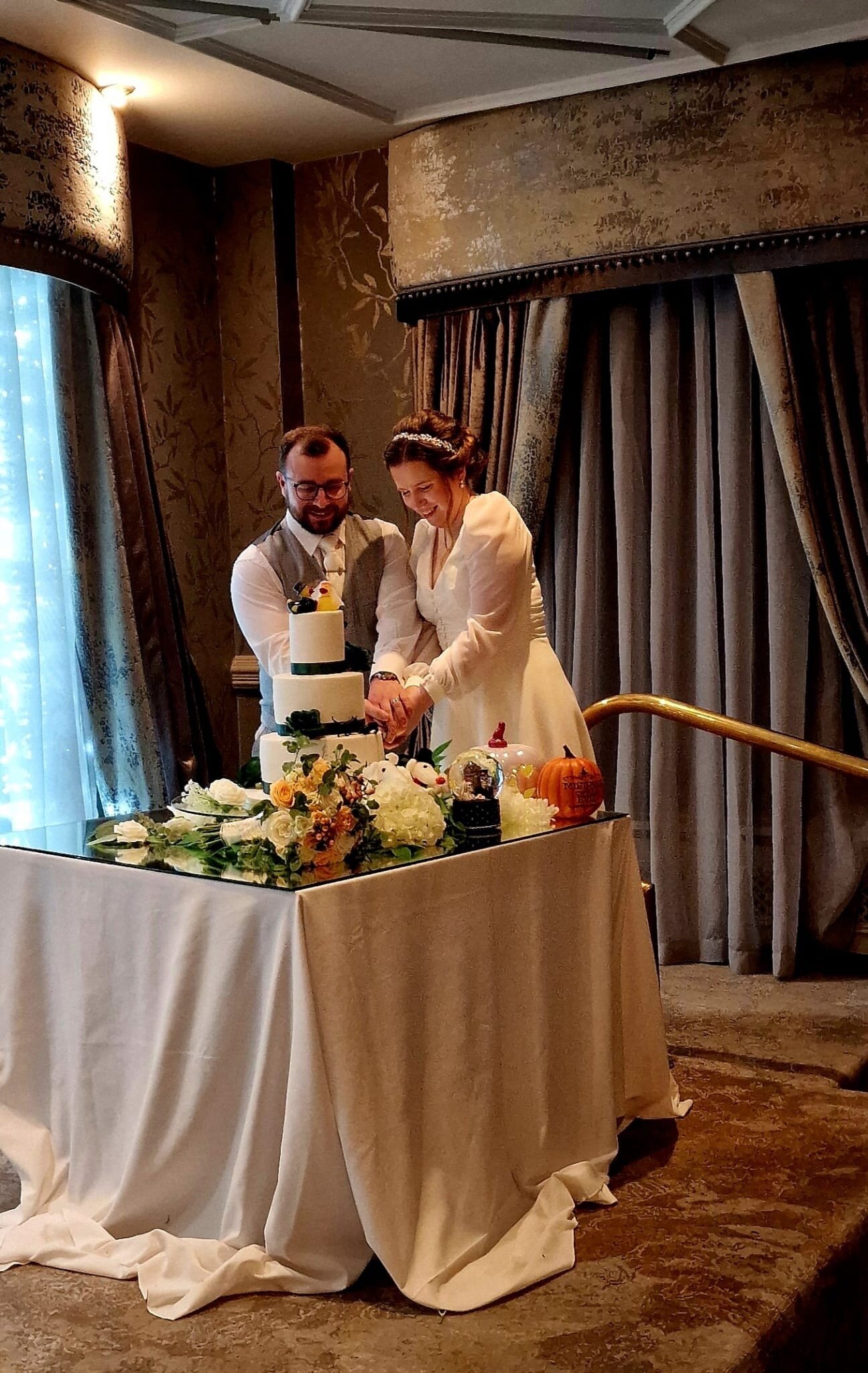 阿德伯尼酒店-官方