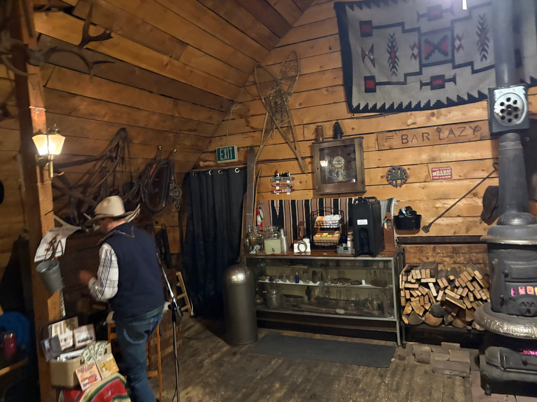 Bar Lazy L Ranch Sleigh Ride-斯廷博特斯普林斯必去景点