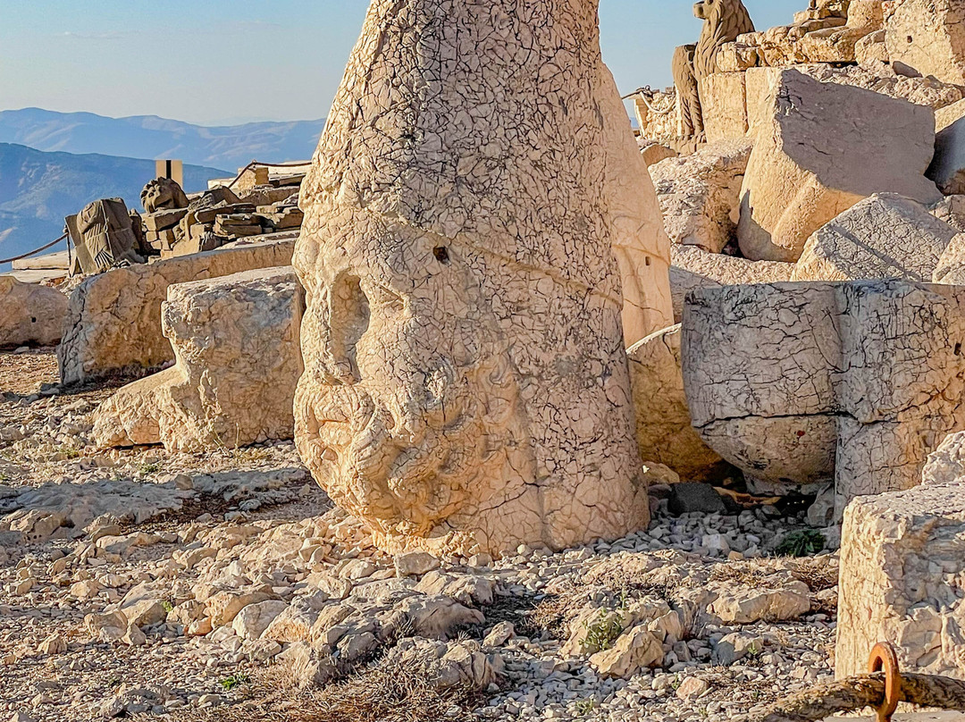 Mount Nemrut West Terrace-Adiyaman必去景点