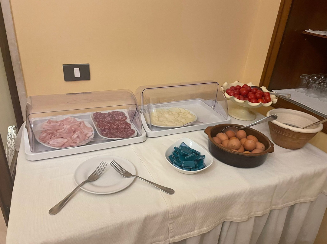 圣米歇尔公园酒店主图