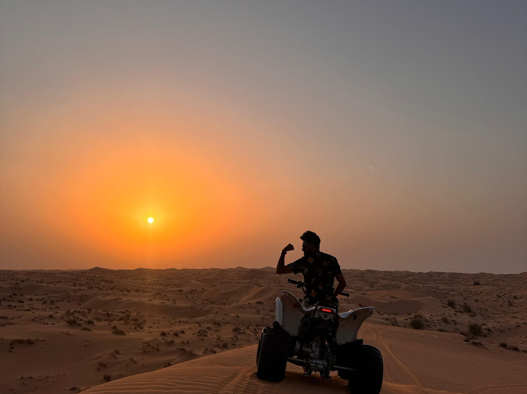 Big Red Quad Bike Rental-迪拜必去景点