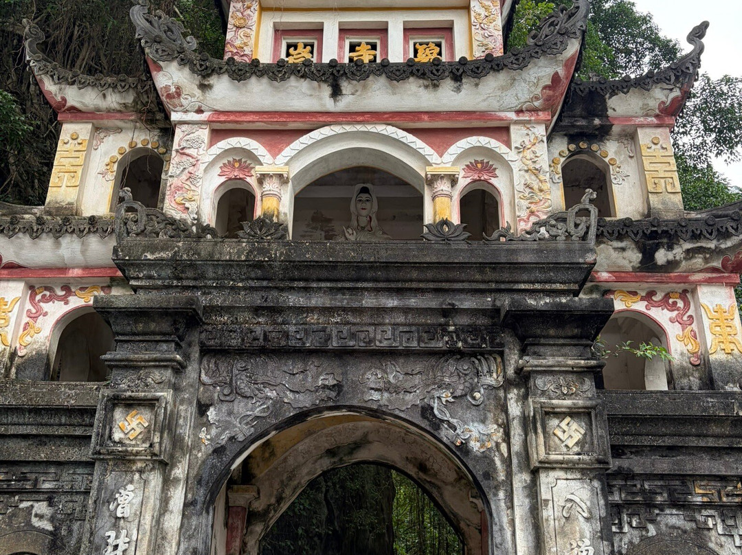 Bich Dong Pagoda-Ninh Hai必去景点