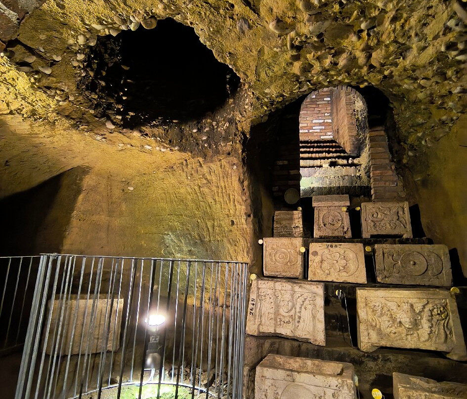 Museo Civico La Citta Sotterranea-丘西必去景点
