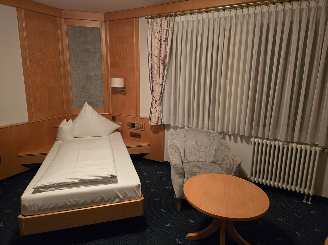 Hotel-Restaurant Hirsch Berghaupten主图