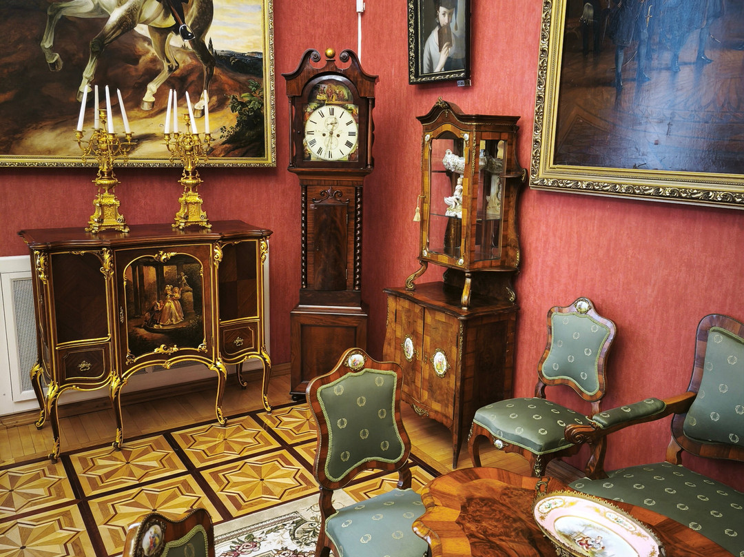 Palace of the Rumyantsevs and the Paskeviches-哥梅尔必去景点