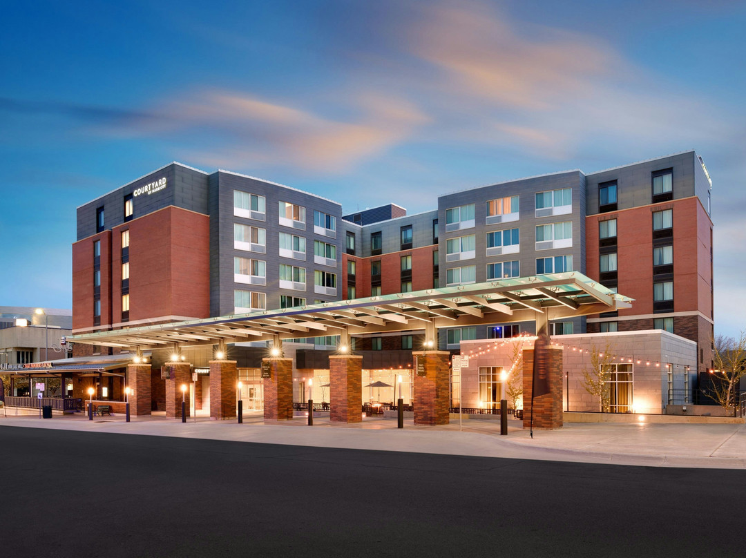 Courtyard by Marriott Lincoln Downtown/Haymarket