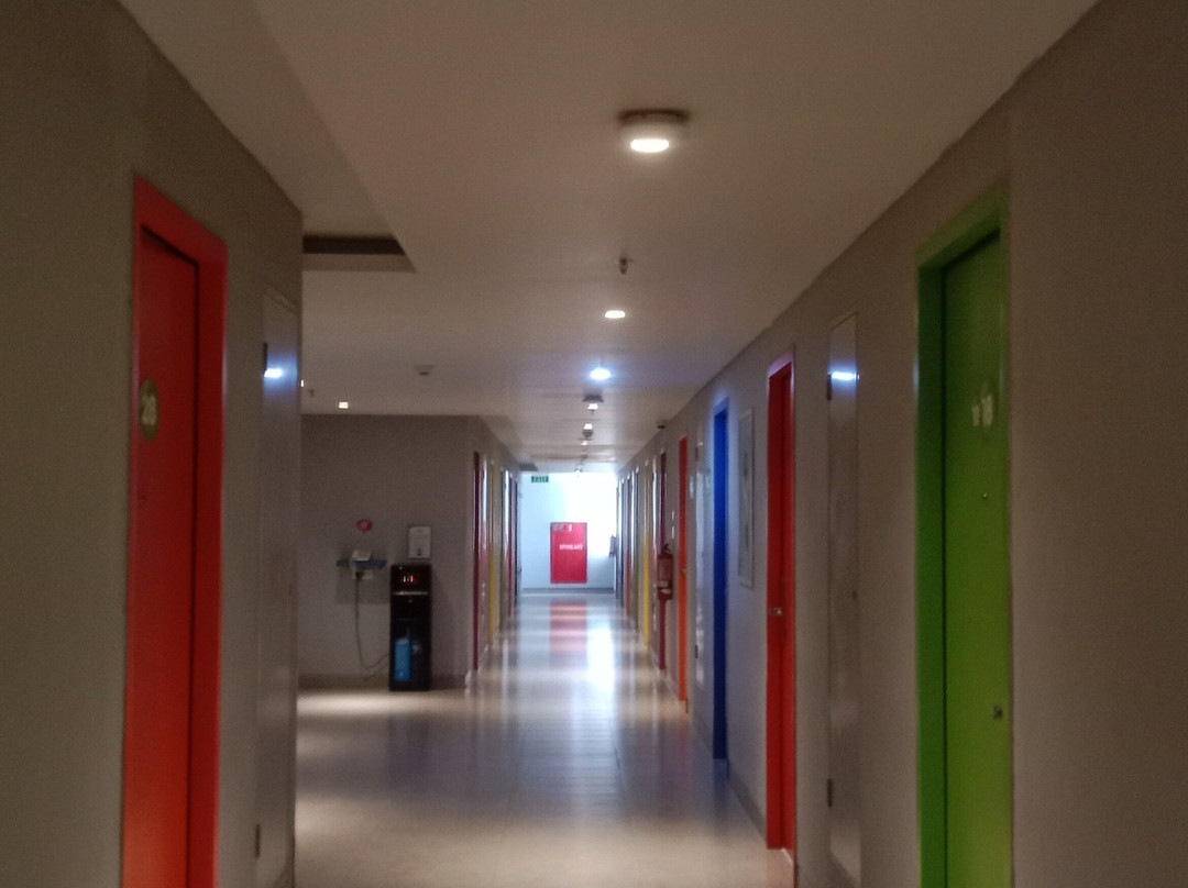 Pop! Hotel Solo主图