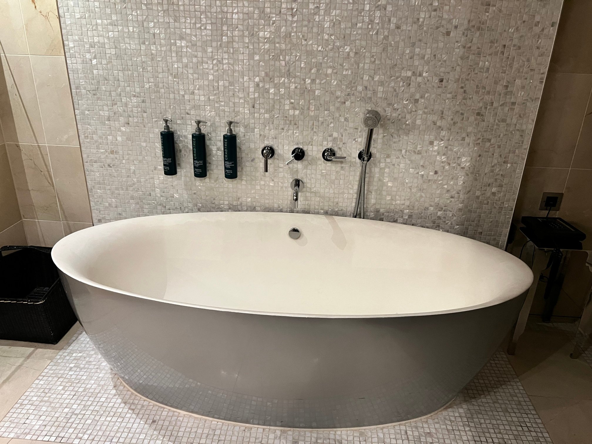 希尔顿伦敦士安公园华德福阿斯托里亚酒店-浴室