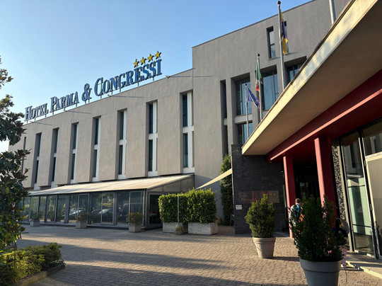 帕尔马会议酒店主图