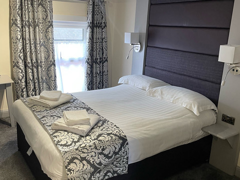 惠灵顿酒店主图