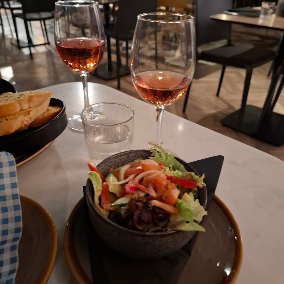 纽波特美居酒店-官方