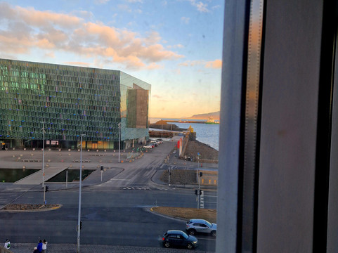 阿娜尔沃尔中央酒店主图