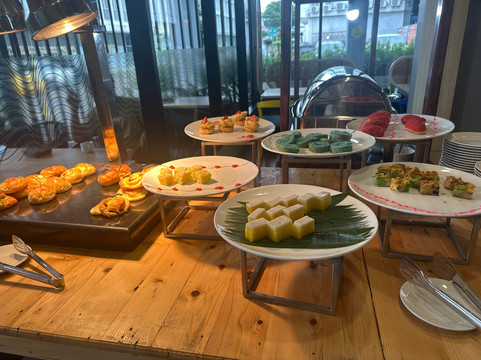 耶洛酒店詹比主图