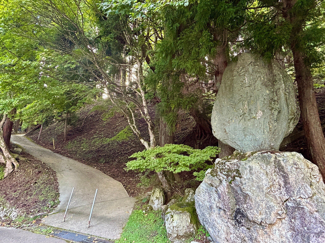Nagusa Shrine-养父市必去景点