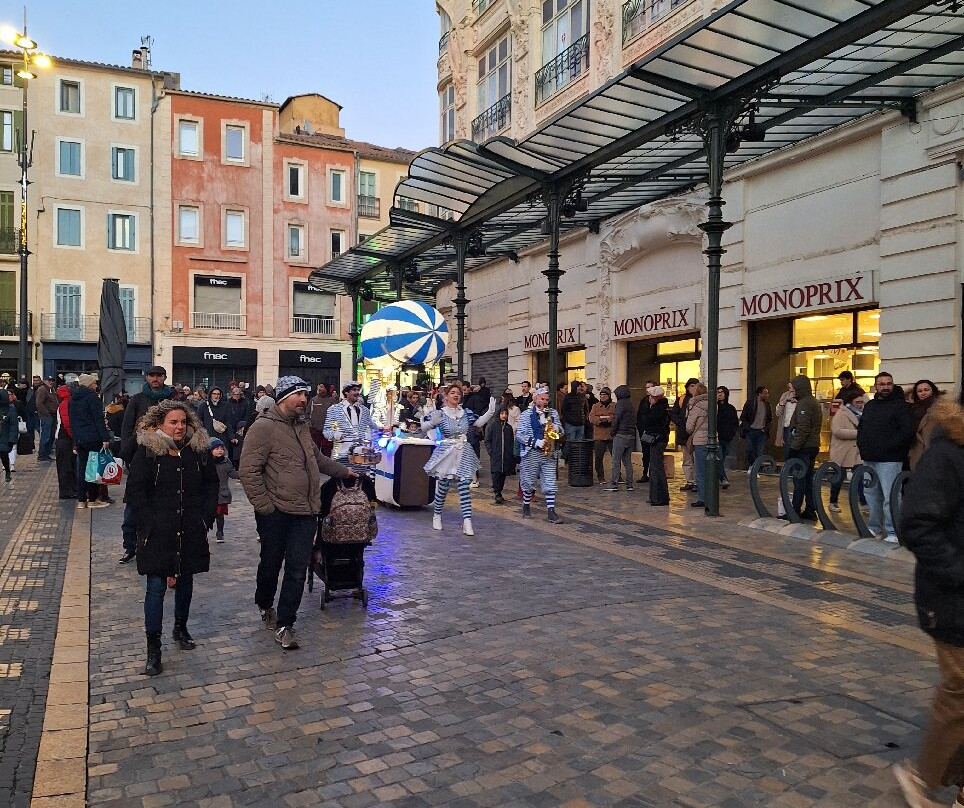 Voie Domitienne Narbonne-纳博讷必去景点