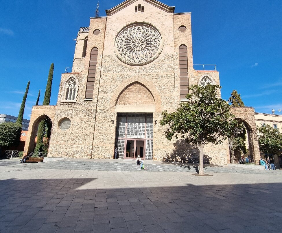 Esglesia de San Esteban-格拉诺列尔斯必去景点