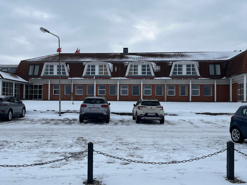 皮奈霍斯酒店主图