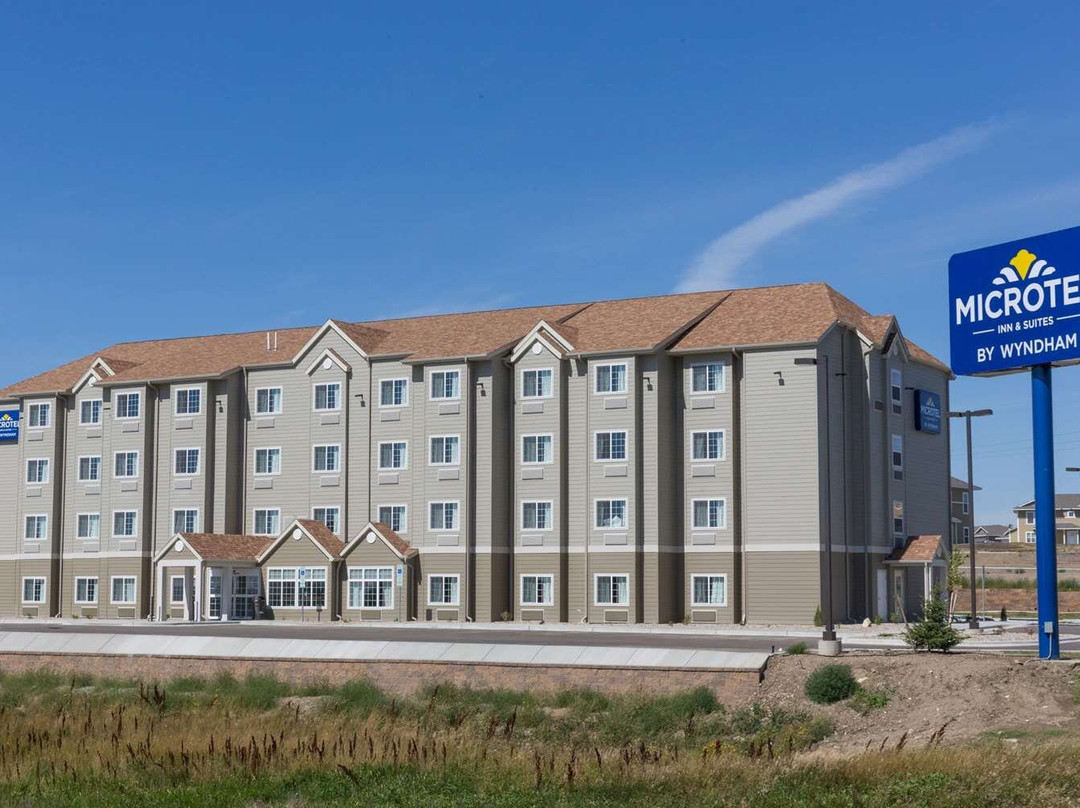 泰奥加温德姆麦客达套房酒店