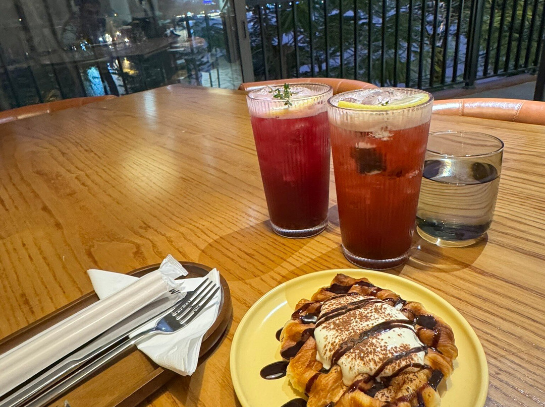 Anstay Marina Hotel Ha Long