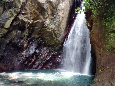 Parc De La Source-Bouillante必去景点