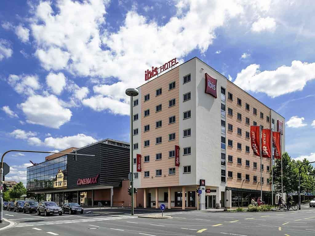 宜必思伍兹堡酒店