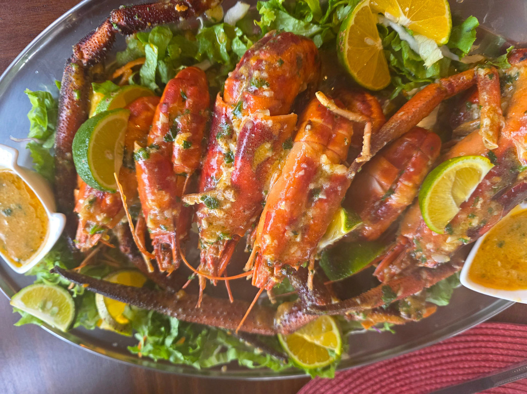 Rojo Coral Seafood Restaurant