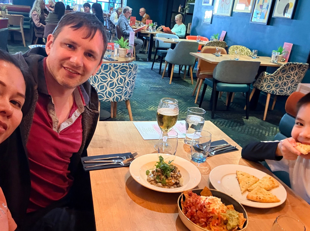 Holiday Inn 牛津假日酒店主图