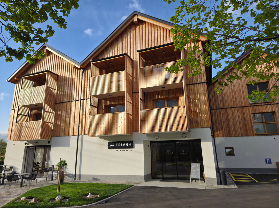 Trivrh Outdoor Hotel