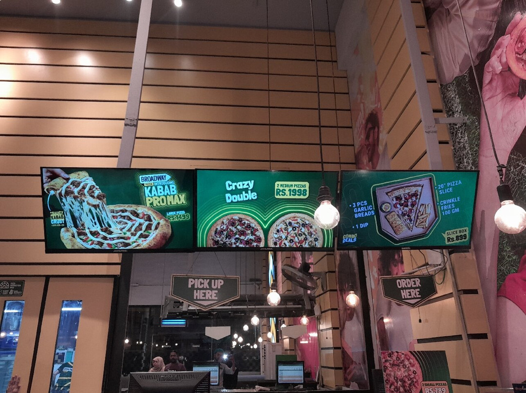 Broadway Pizza - Up Mor