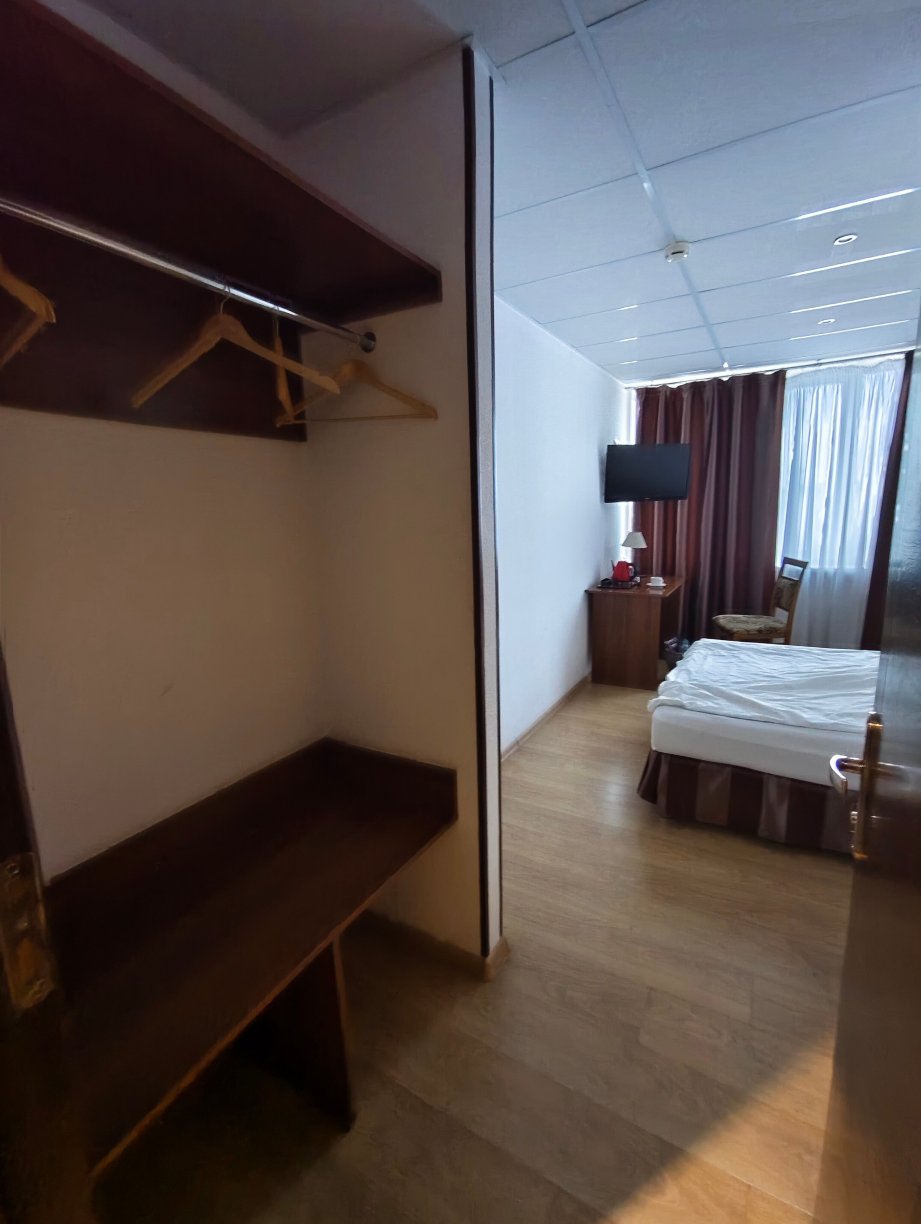 Gomel Hotel-旅行者