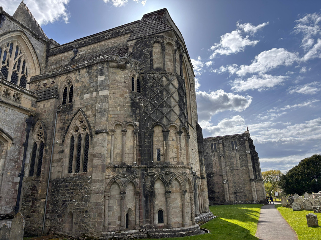 Christchurch Priory-基督城必去景点