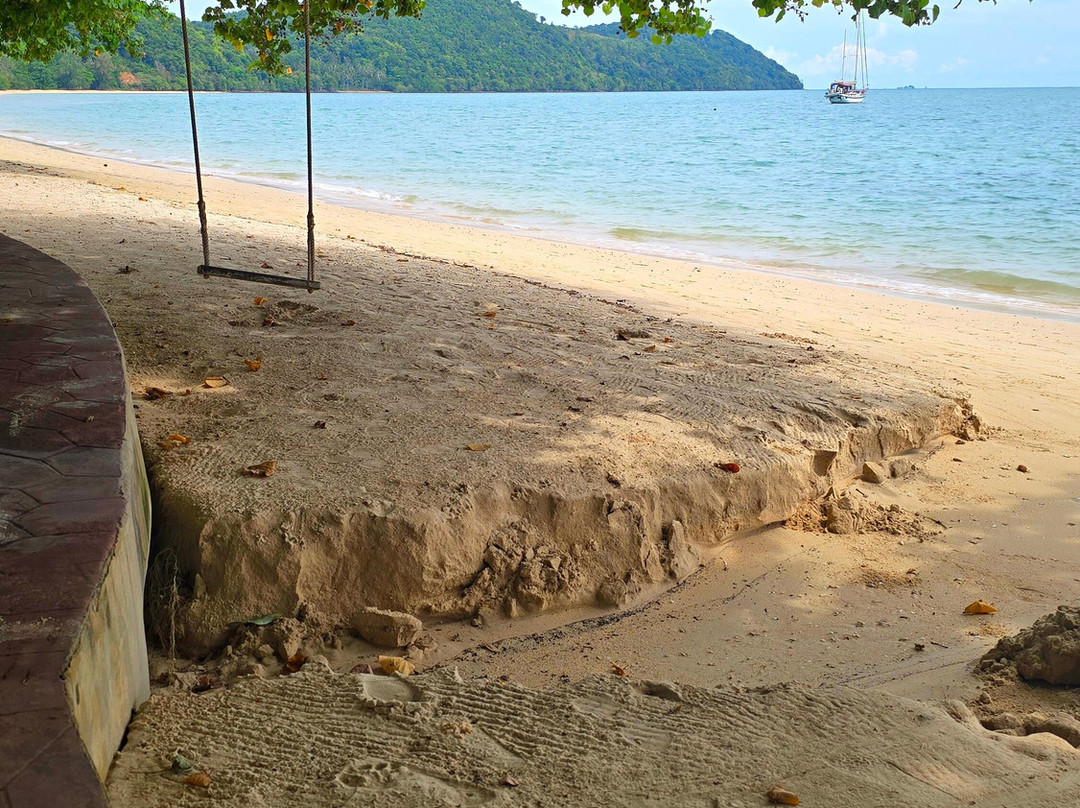 Yao Yai Beach Resort