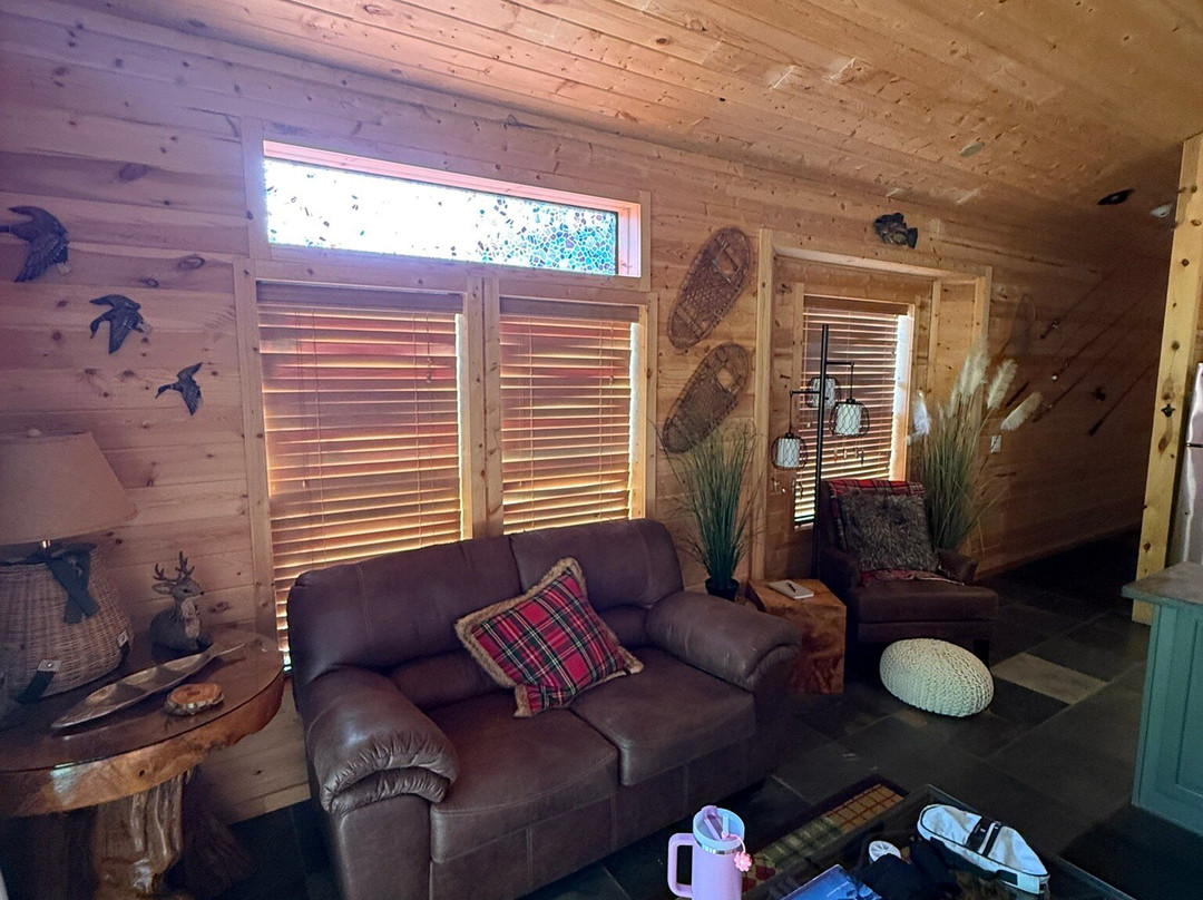 The Cabins at Country Road主图
