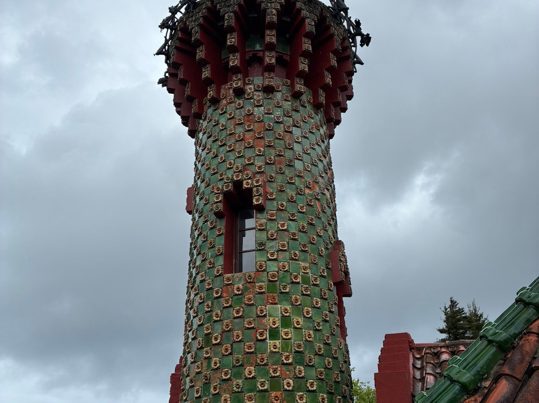 El Capricho de Gaudí-科米利亚斯必去景点