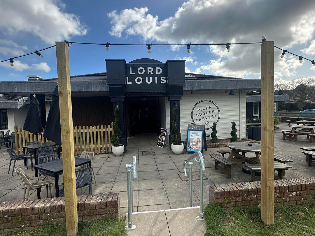 The Lord Louis - Stonehouse