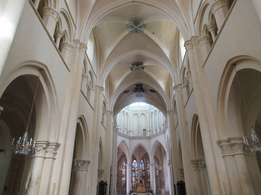 Église Saint-Eusèbe-欧塞尔必去景点
