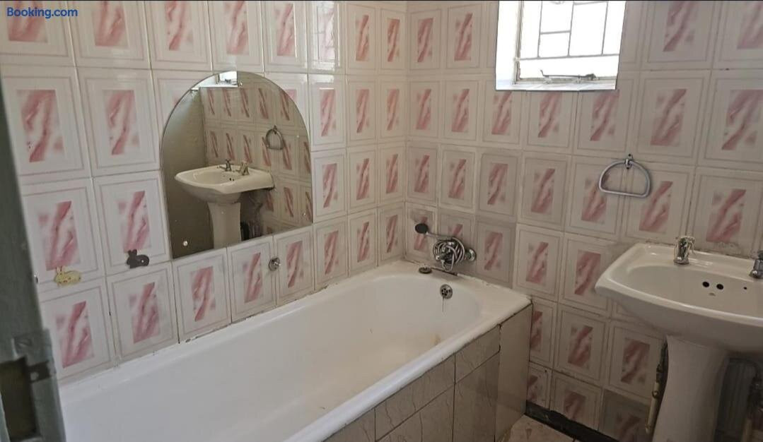 Lalas guest house