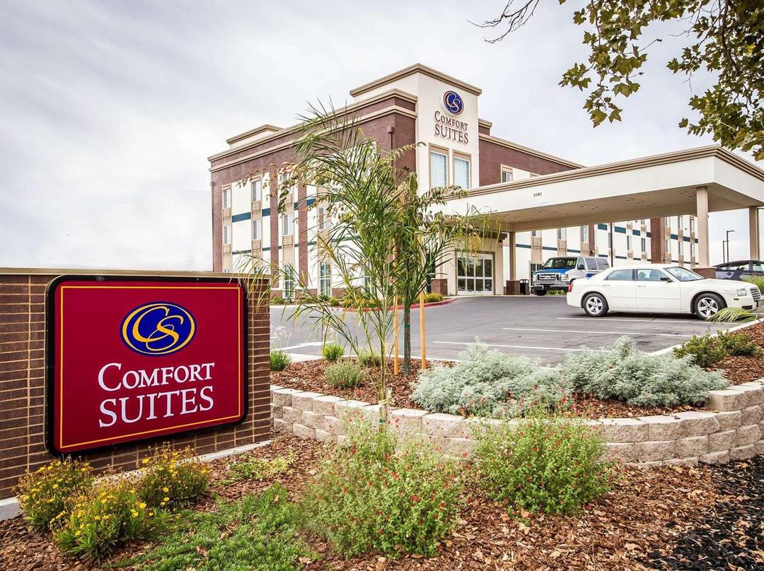 Woodland酒店住宿-Comfort Suites Woodland - Sacramento Airport