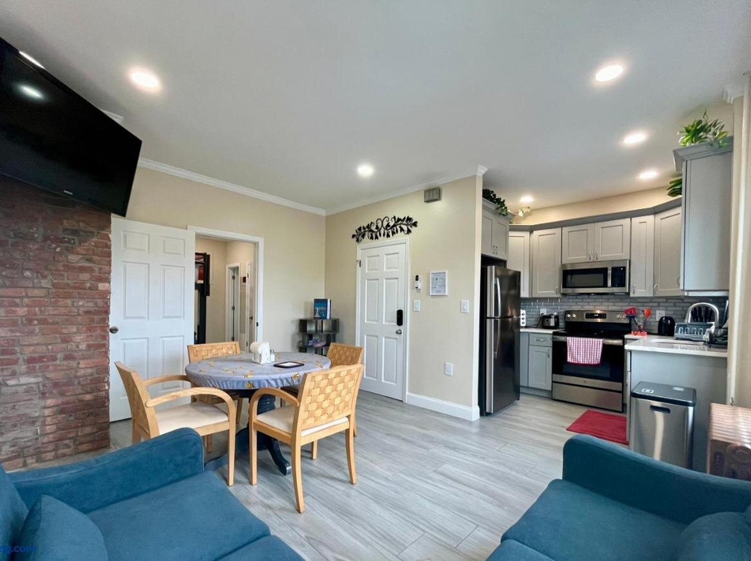 New York City Apartment Near Free Ferry Boat!