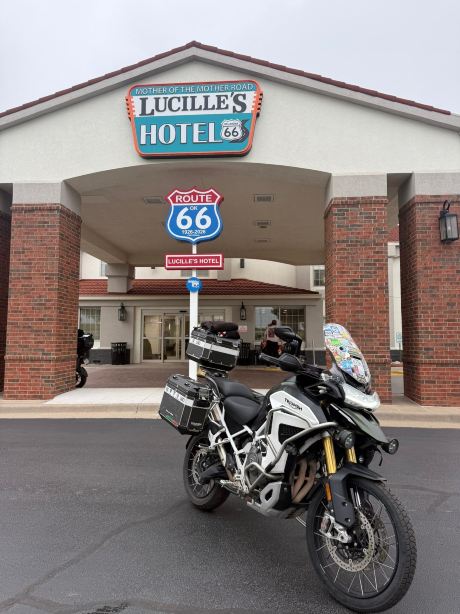 威德福智选假日酒店-旅行者