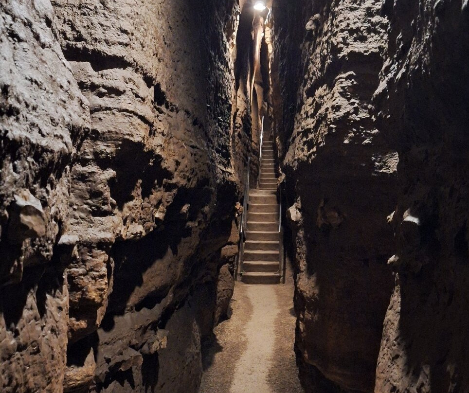 Niagara Cave-Harmony必去景点